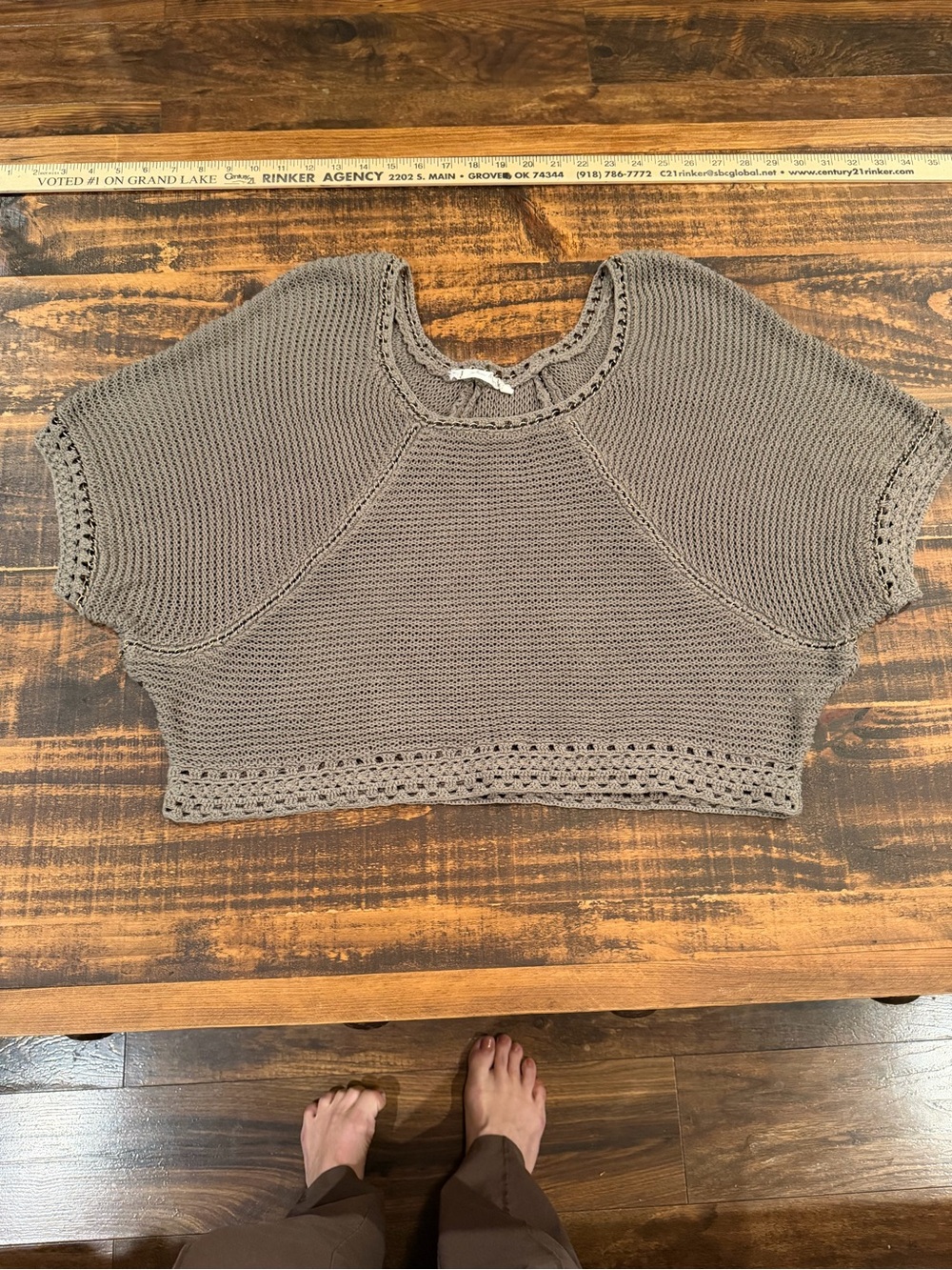 Willow & Clay Sage green Cropped Off-Shoulder Knit Top with unique chain in seem